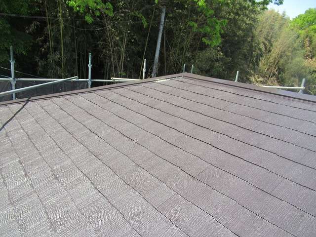 韮崎市でスレート材の屋根塗装工事を行いました！