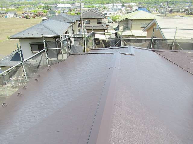 韮崎市　屋根塗装完成④