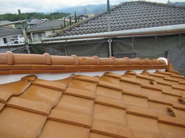 甲斐市で瓦屋根の漆喰修繕工事を行いました！