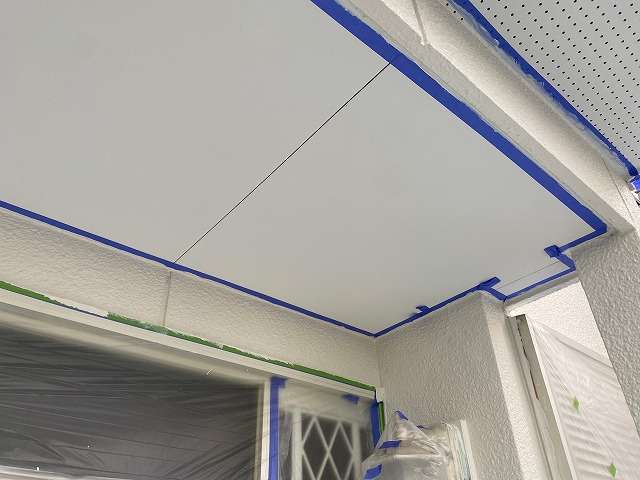 笛吹市で軒天井塗装工事を行いました！
