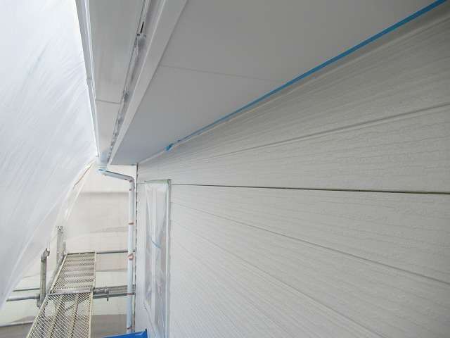 北杜市で屋根外壁塗装工事が行われておりますので、ご紹介させていただきます！