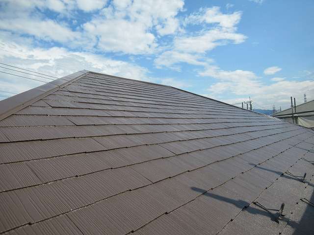 甲府市でスレート屋根の塗装工事を行いました！
