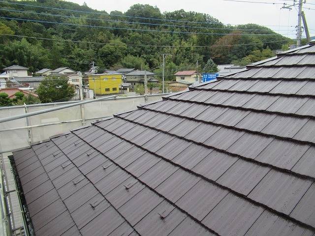 富士川町で行われております屋根外壁塗装の様子をご紹介させていただきます！！