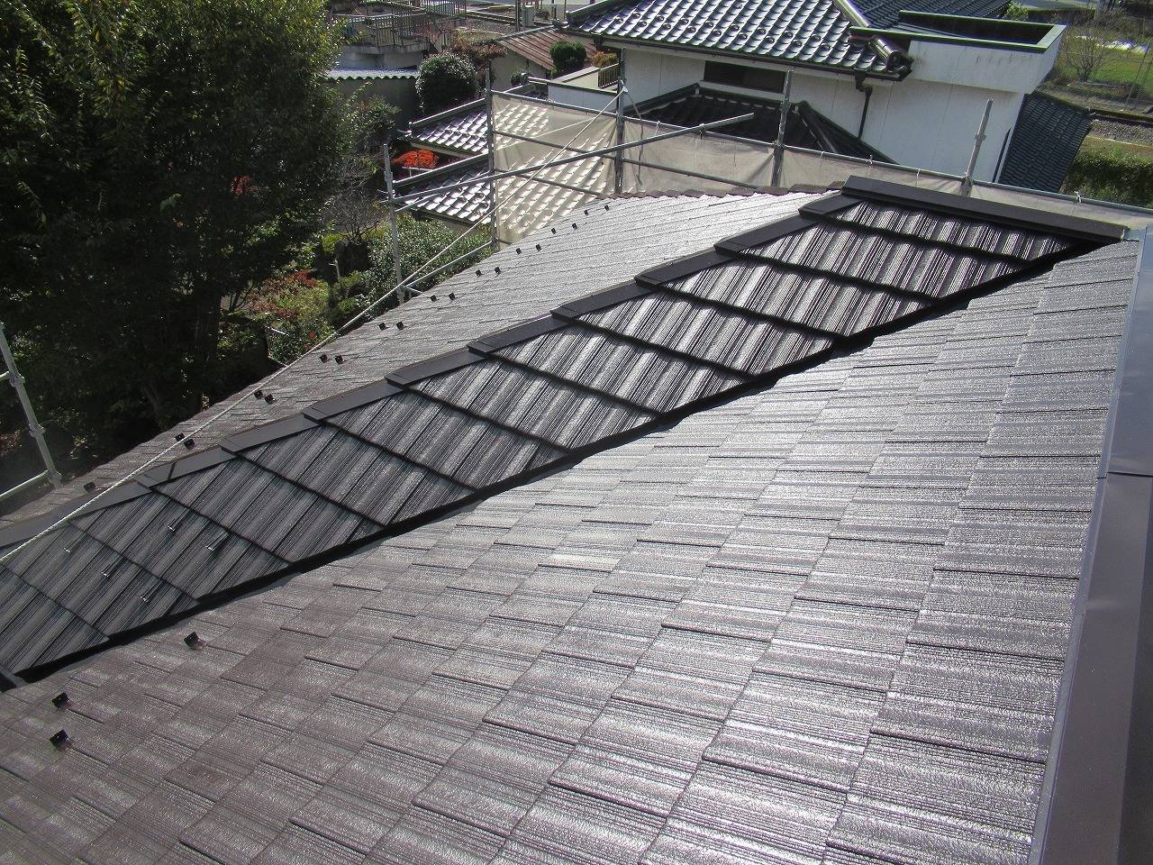 市川三郷町にて屋根塗装工事を行いました！