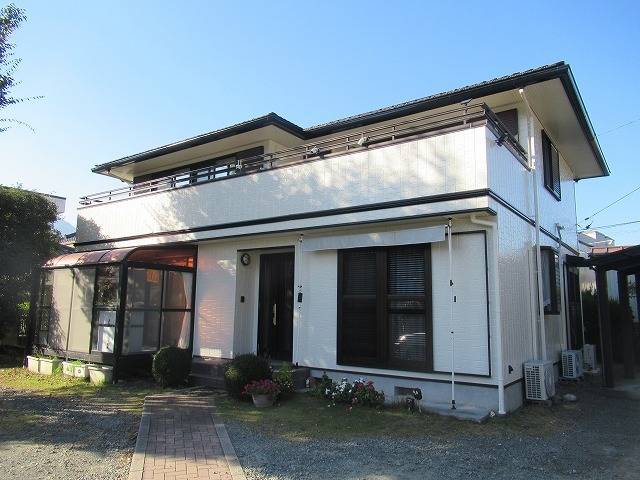 市川三郷町のハウスメーカーの住宅で外壁塗装が完成しました！