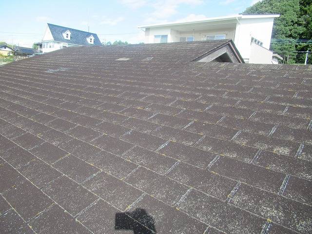 北杜市で劣化した屋根の塗装工事を行いました！