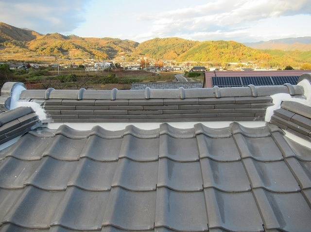 山梨市で屋根漆喰の補修工事が完了しましたのでご紹介させていただきます！