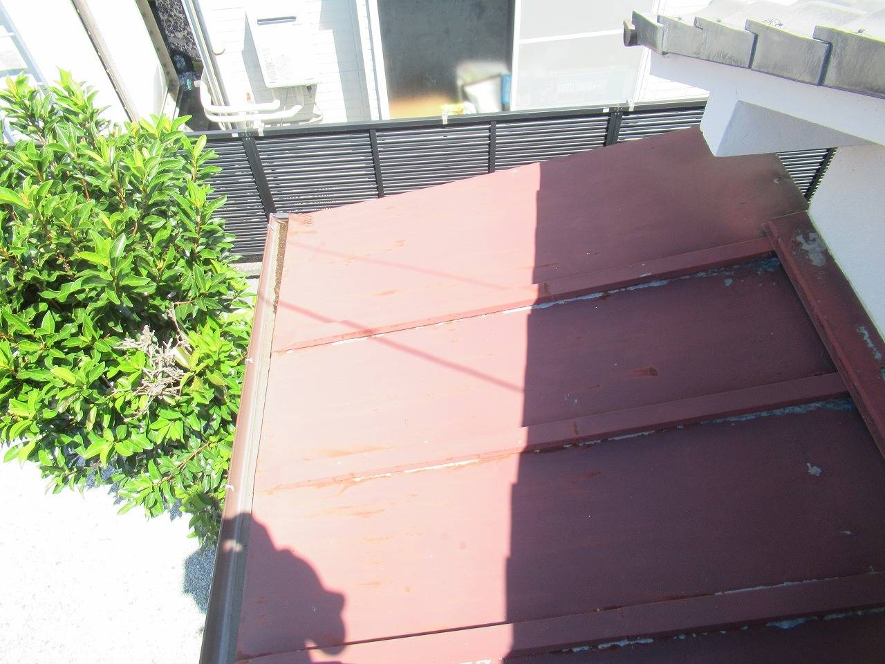 トタン屋根塗装工事前