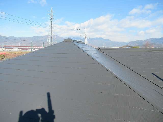 甲州市のハウスメーカーの住宅で屋根塗装工事が完成しました！！