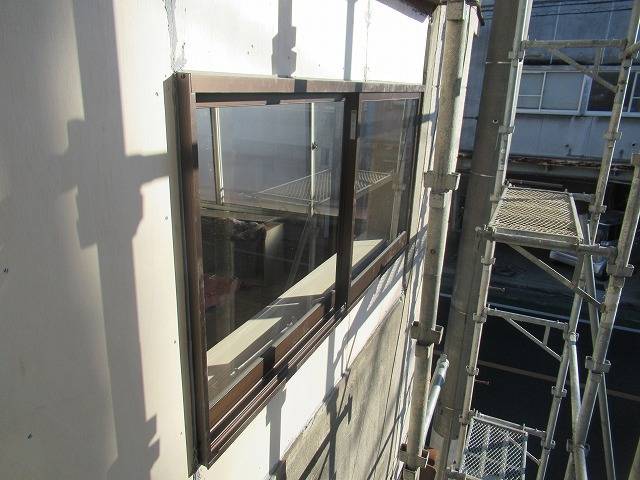 甲府市の2階建て住宅でサッシ（窓）の交換工事を行いました！