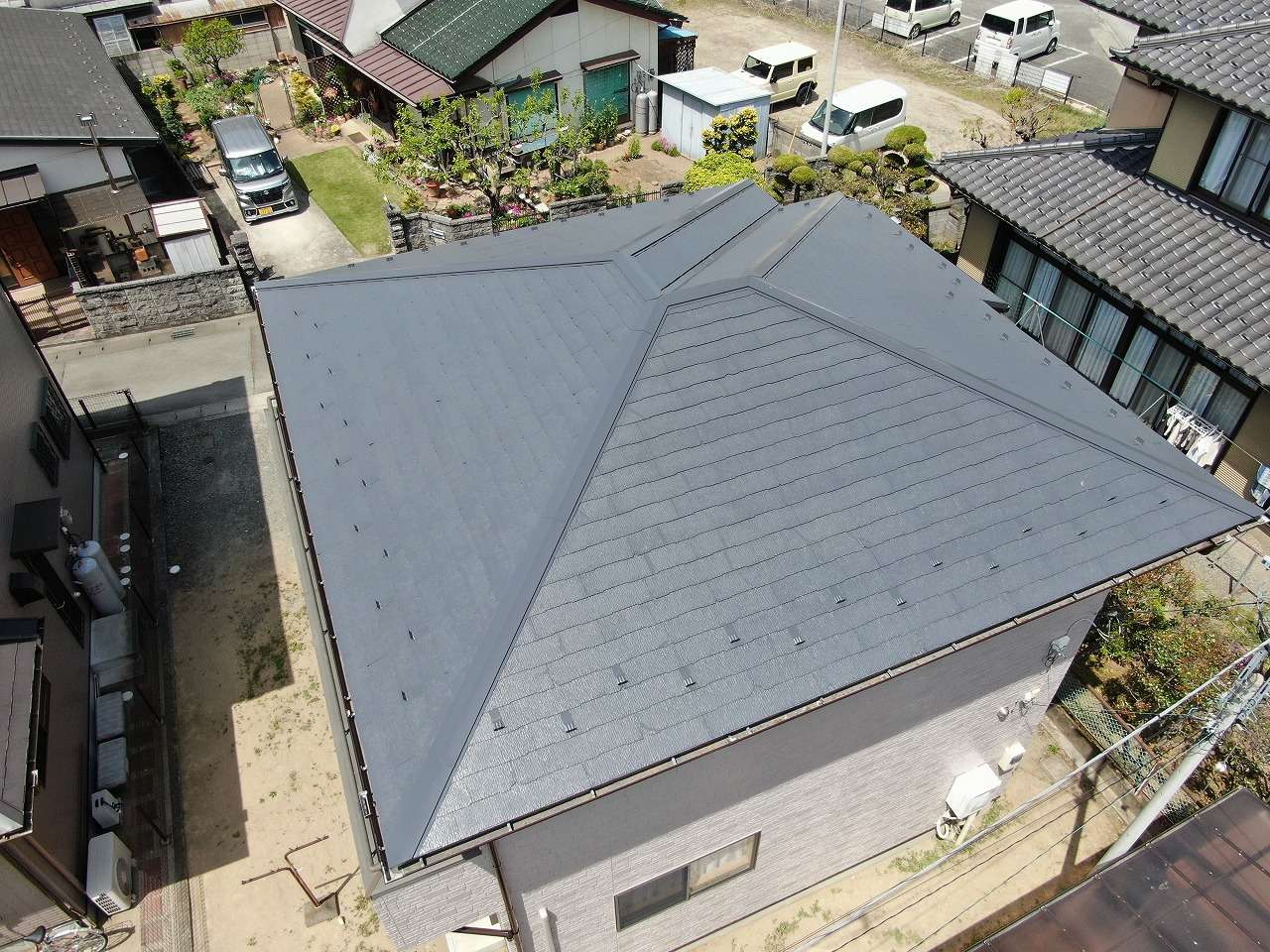 甲府市　屋根塗装　フッ素塗料　工事完了