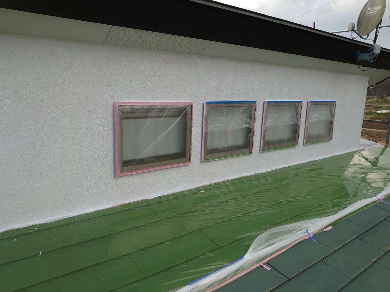 北杜市　モルタル　異素材外壁　下塗り
