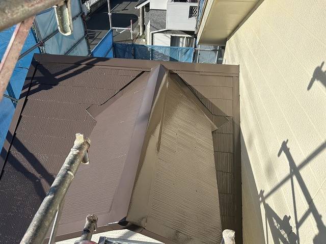 南アルプス市　屋根塗装　スレート屋根　ラジカル塗料　完成写真