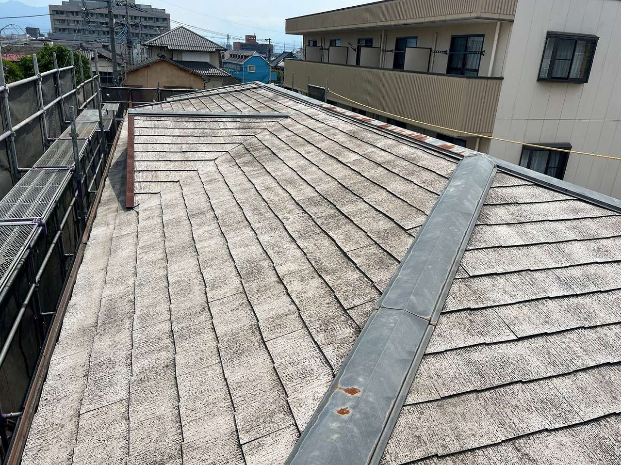 甲府市　スレート屋根　塗装　高圧洗浄
