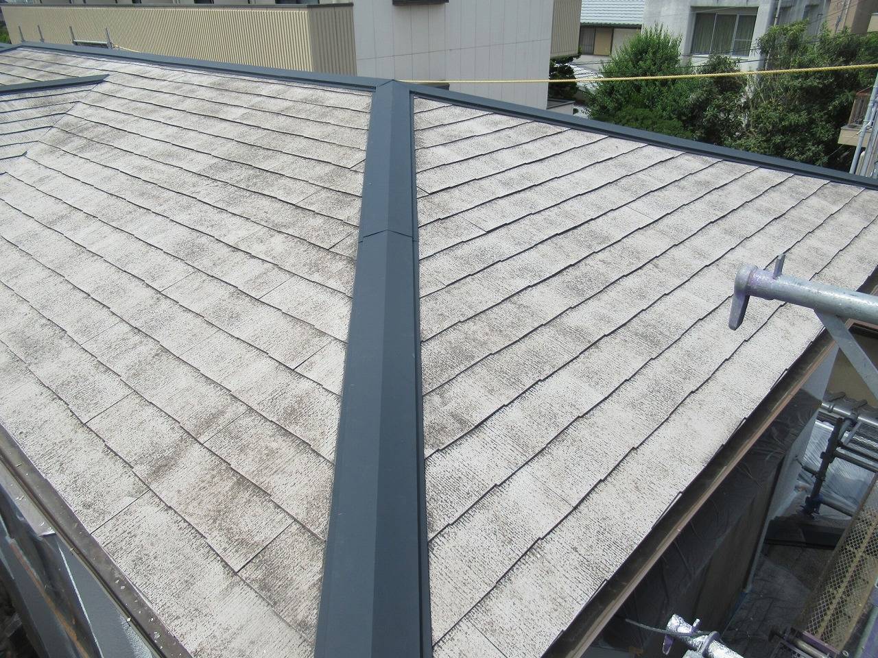 甲府市で屋根の棟板金と貫板（下地）の交換工事を行いました