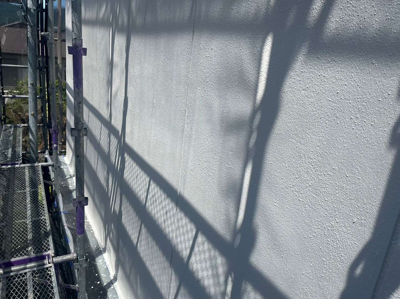 甲府市　外壁塗装　上塗り