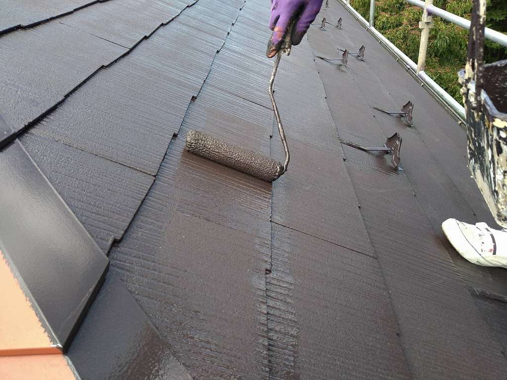 屋根塗装工事・上塗り